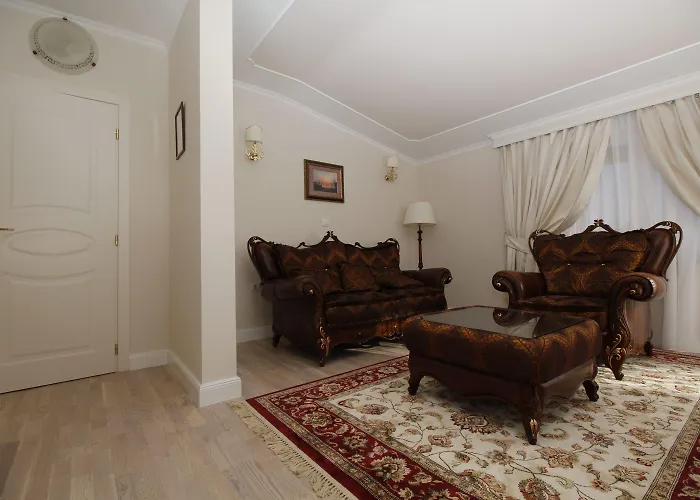 בית הארחה Triana-adults Only 4*