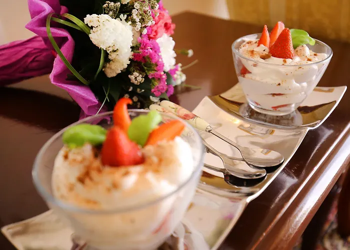 Guest house Triana-adults Only 4*