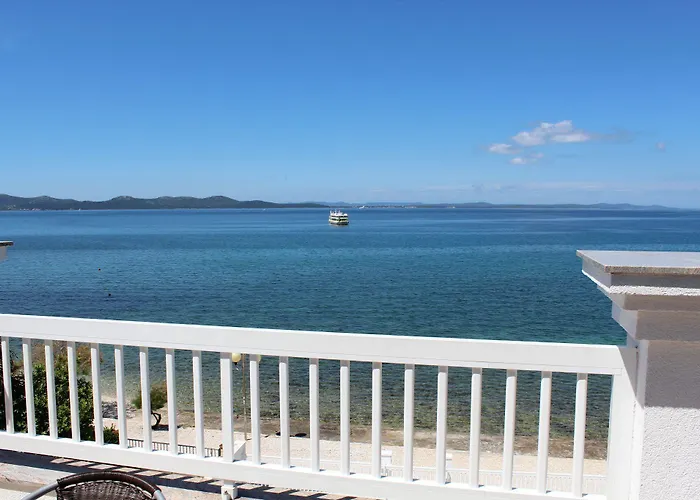 Guest house Triana-adults Only