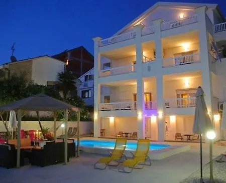 Triana-adults Only 4*
