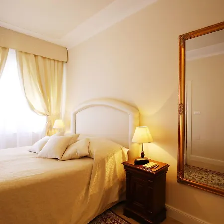 Triana-adults Only 4* Ζαντάρ