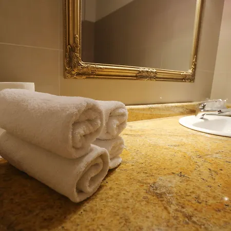 Πανσιόν Triana-adults Only Ζαντάρ