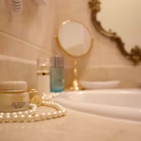 בית הארחה Triana-adults Only 4*