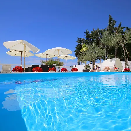 Triana-adults Only 4*