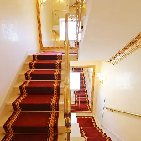 Triana-adults Only Πανσιόν 4*