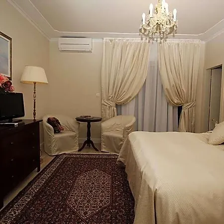 Triana-adults Only 4* 자다르