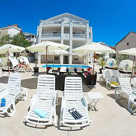 Triana-adults Only 4*