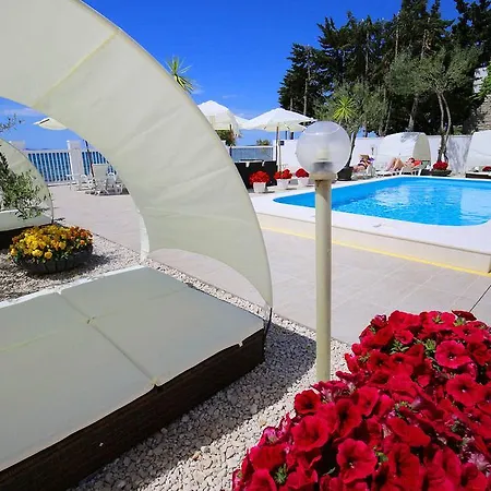Triana-adults Only Pensionat 4*