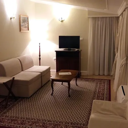 Triana-adults Only 4*