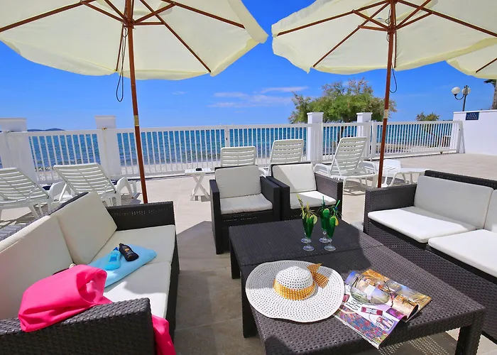 Pensionat Triana-adults Only