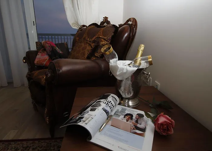 Triana-adults Only Zara